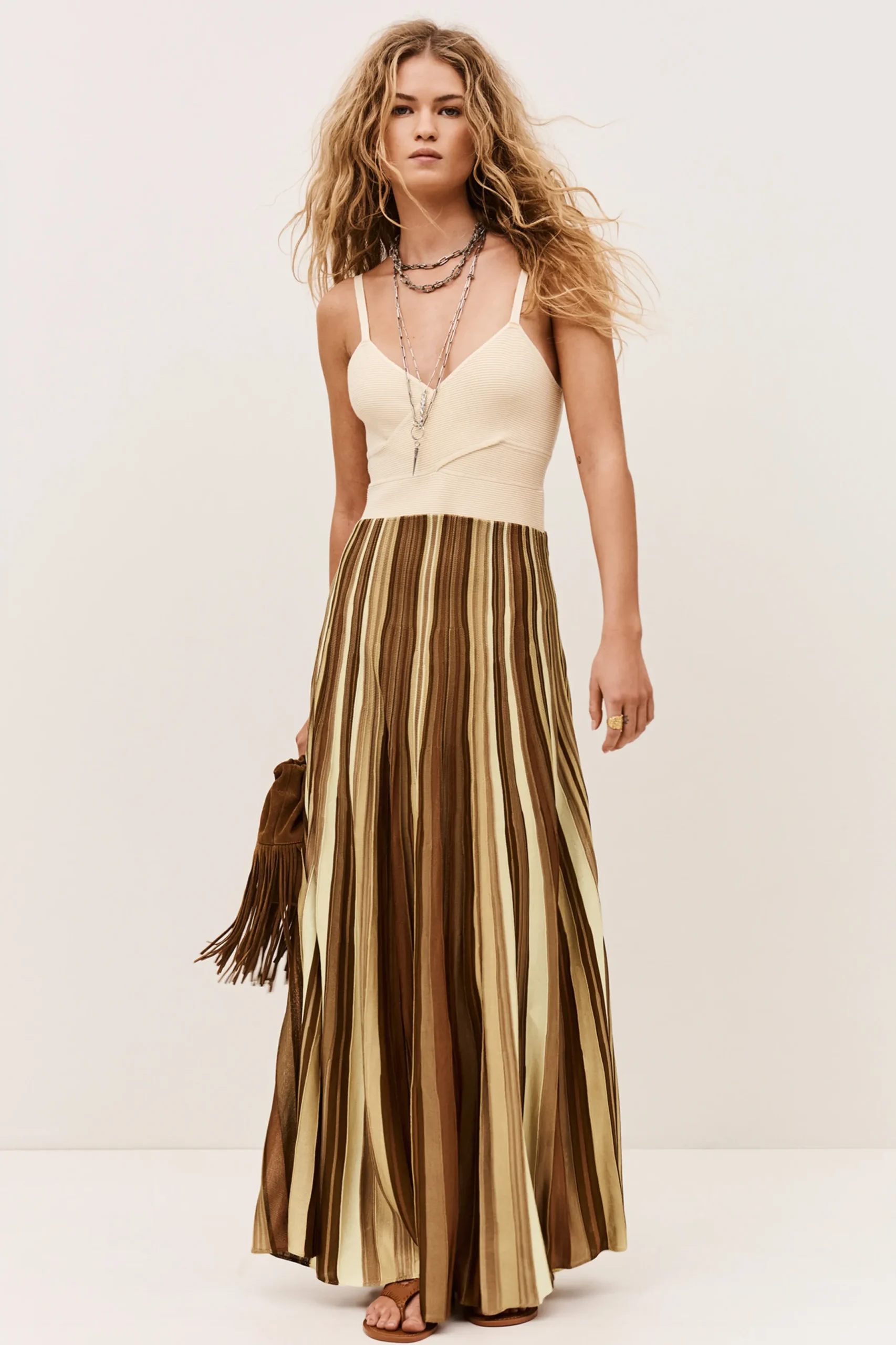 ATIA ROBE