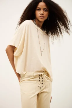 CACIA t-shirt cape