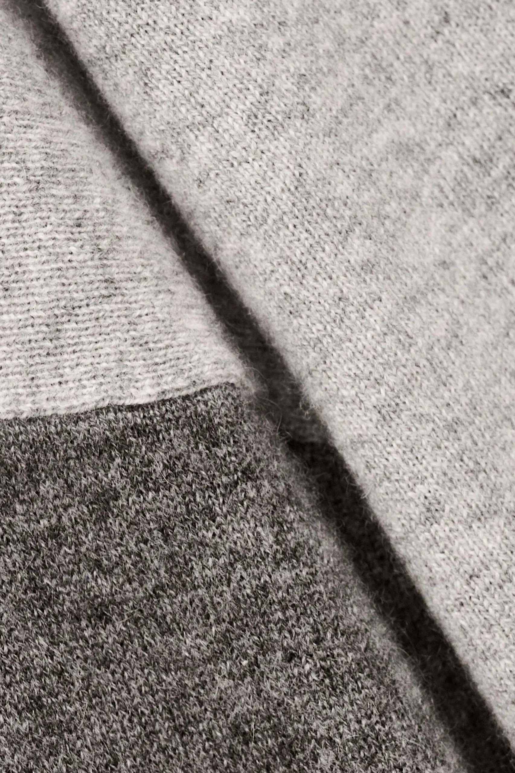 CHAYA pull cachemire boîte