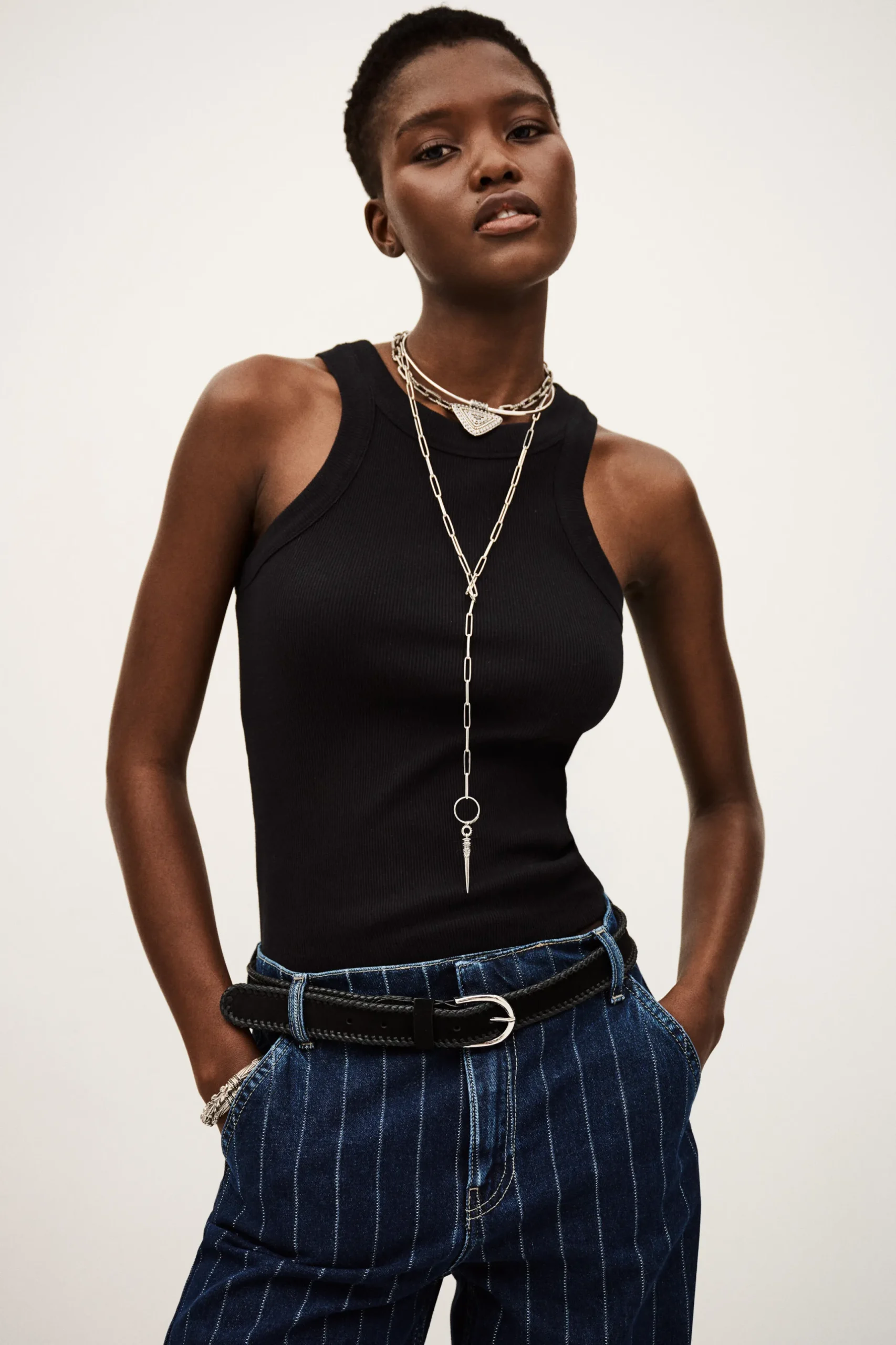 CYNDA top sans manches