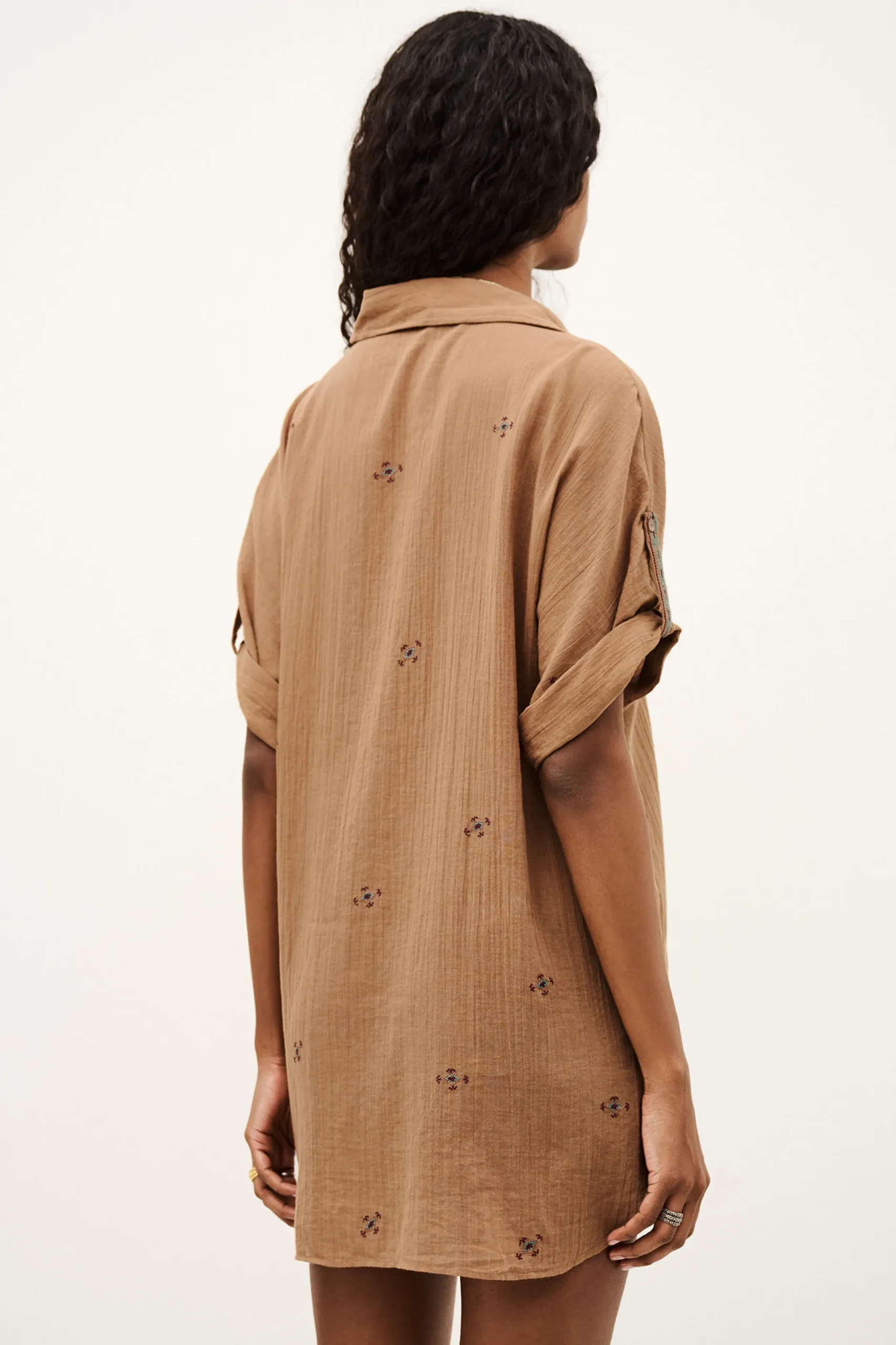 DAELA chemise brodée