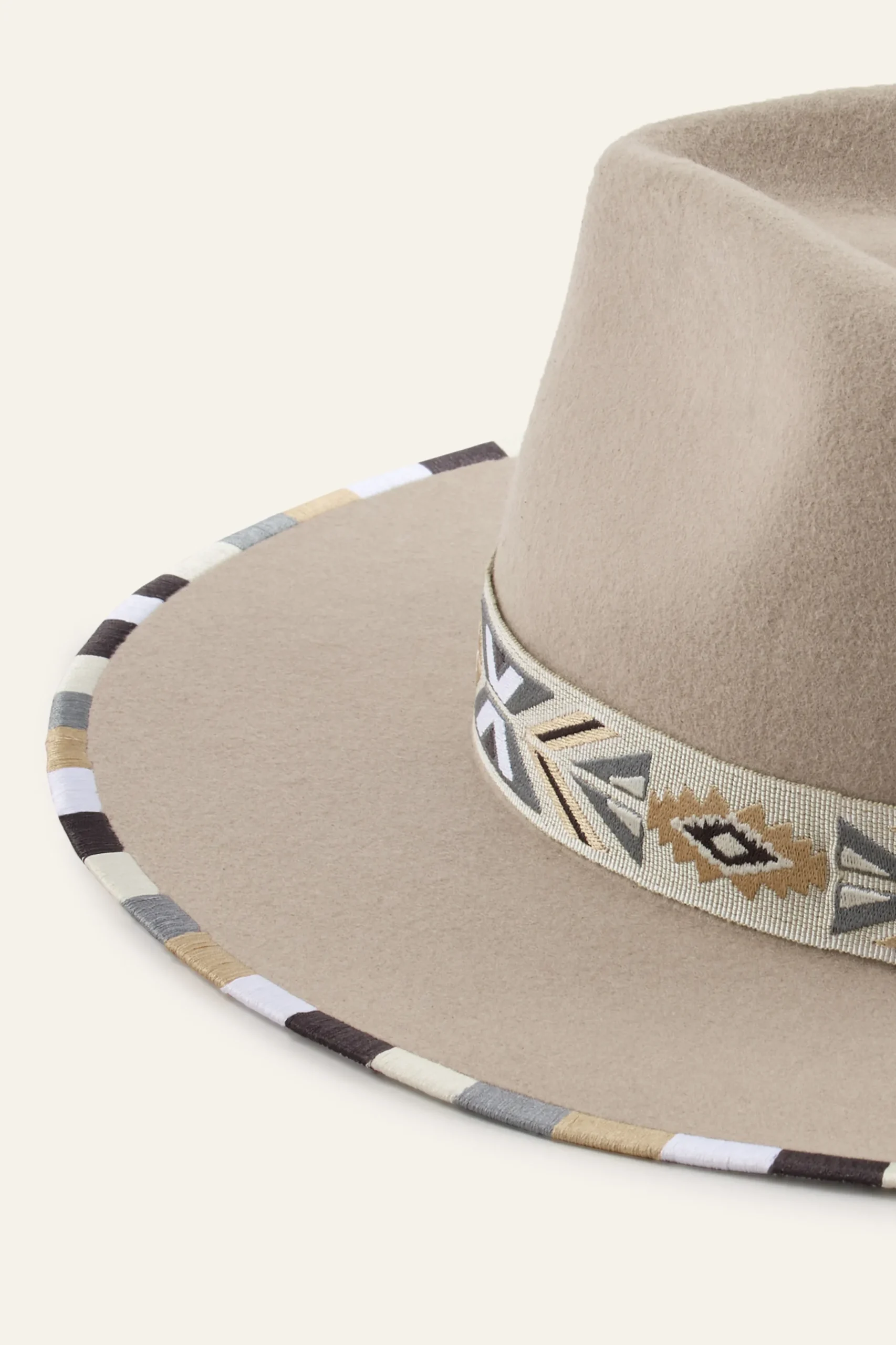 HAMY chapeau feutre laine 195 €