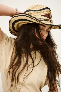 HINDIRA chapeau tressé