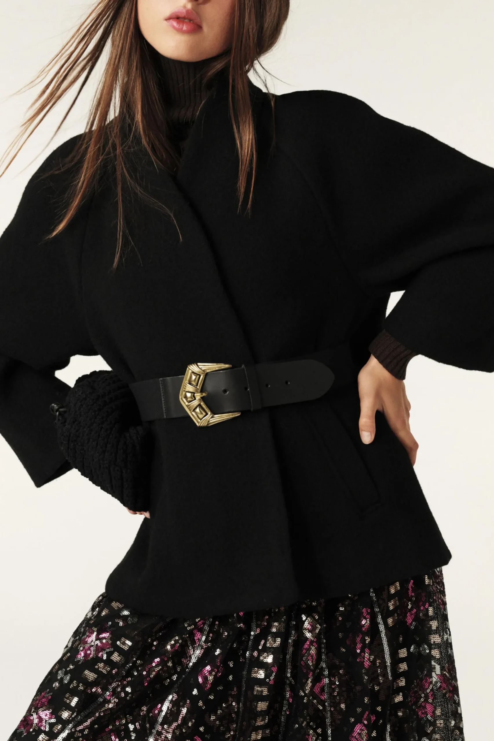 HINI flared cape sleeves