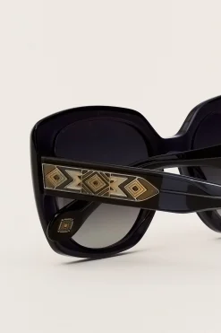LAURA lunettes de soleil 219 €