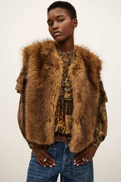 LINA VESTE 235 €