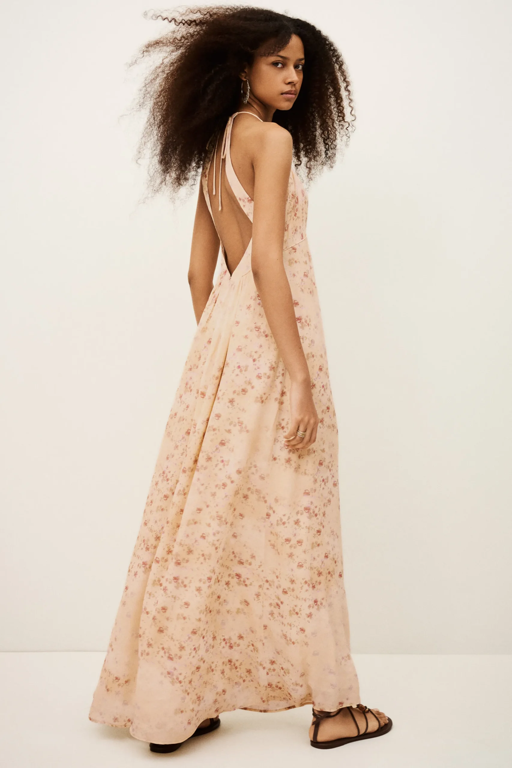 NATZ robe longue dos