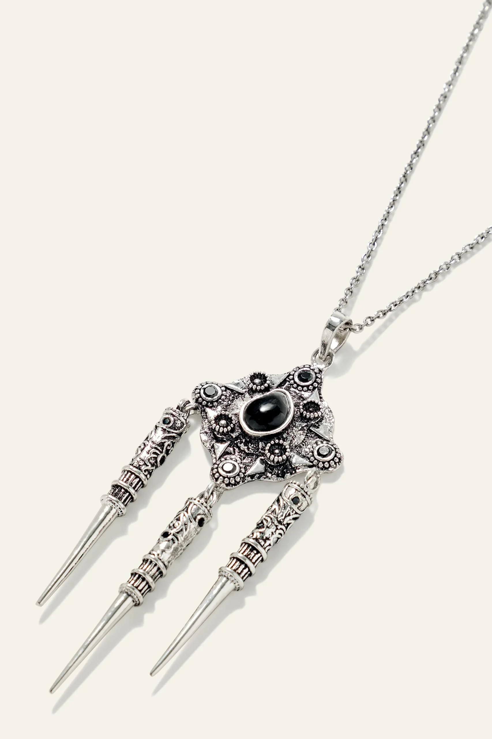 NOOR collier style ethnique 195 €