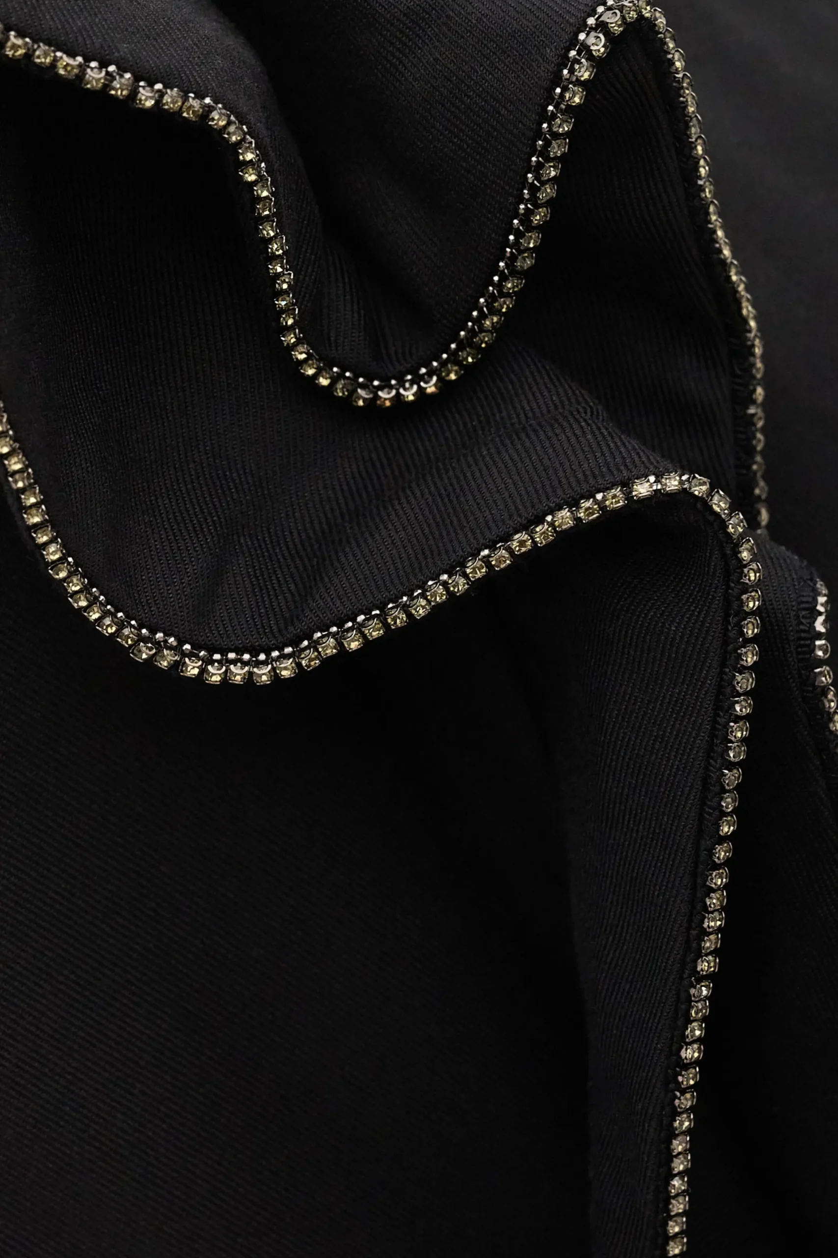 SILLA robe one shoulder a volant