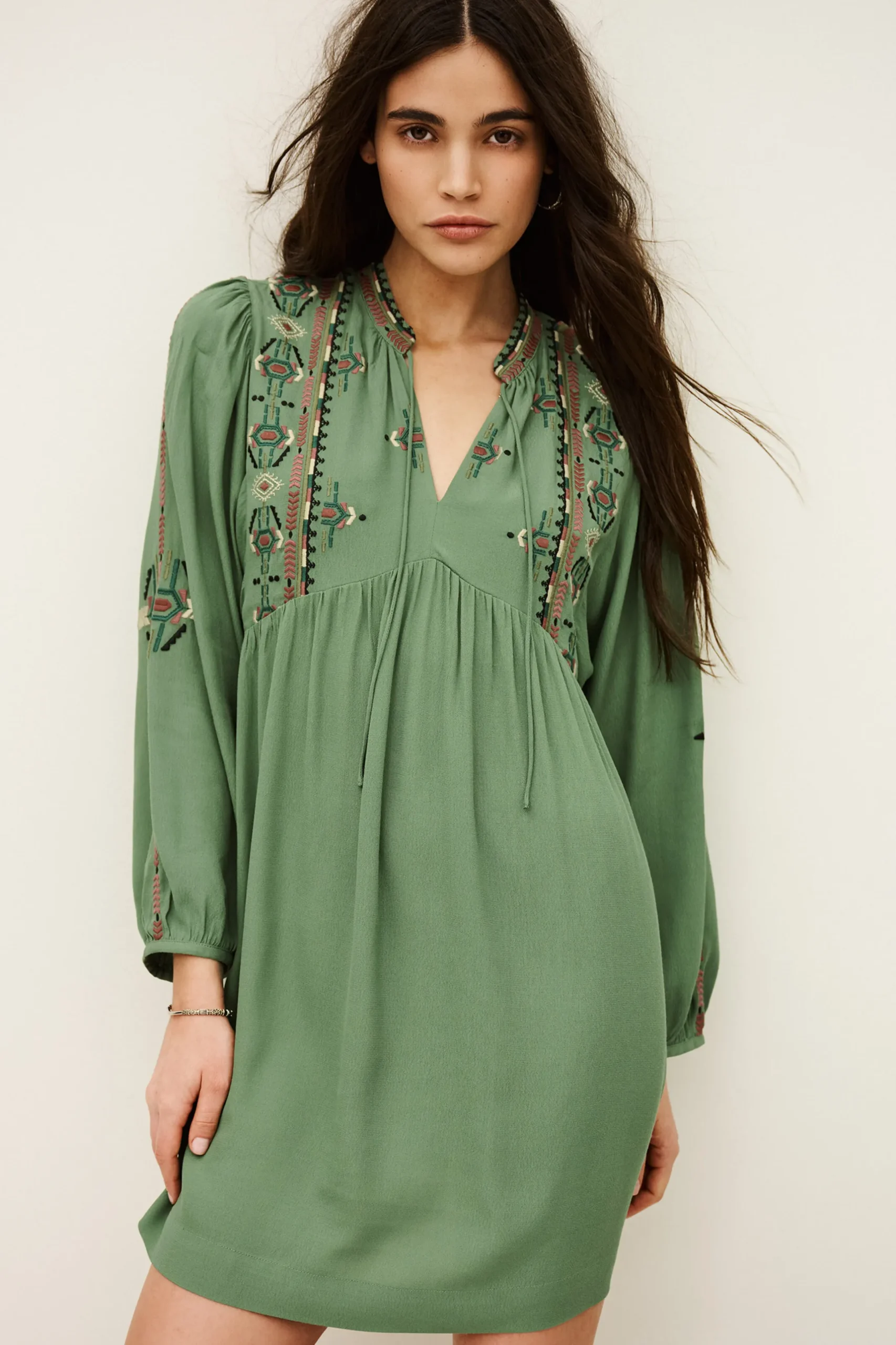 TELMA robe mini brodée