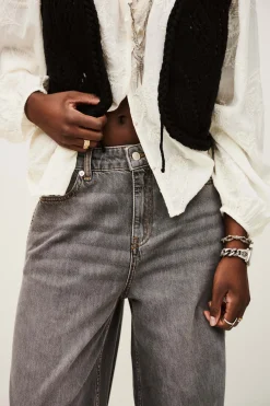 YUSC JEAN